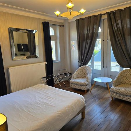 Le Castel Guesthouse Bayeux Buitenkant foto