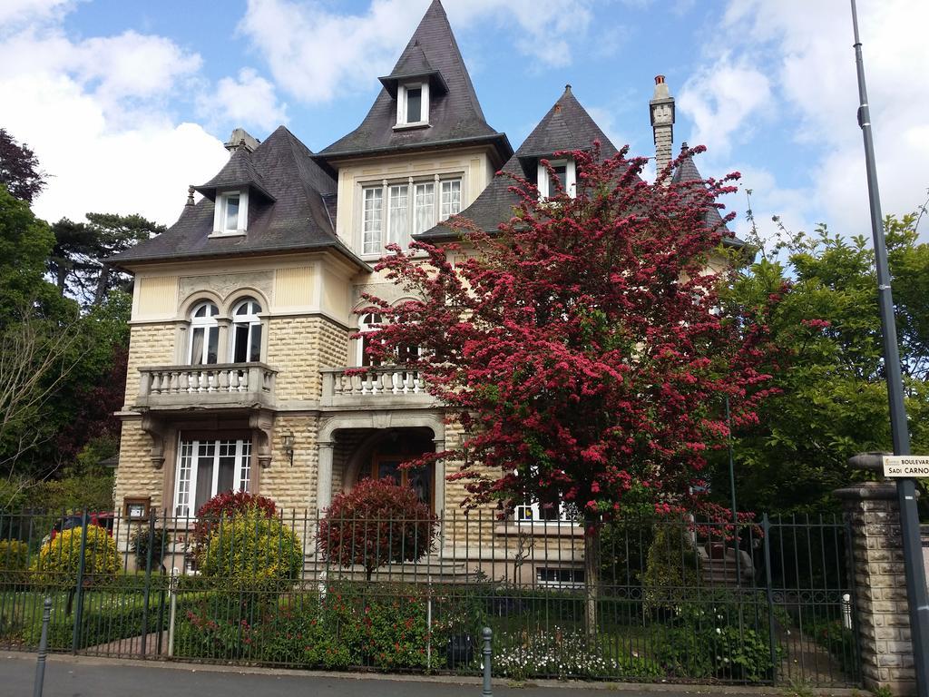 Le Castel Guesthouse Bayeux Buitenkant foto