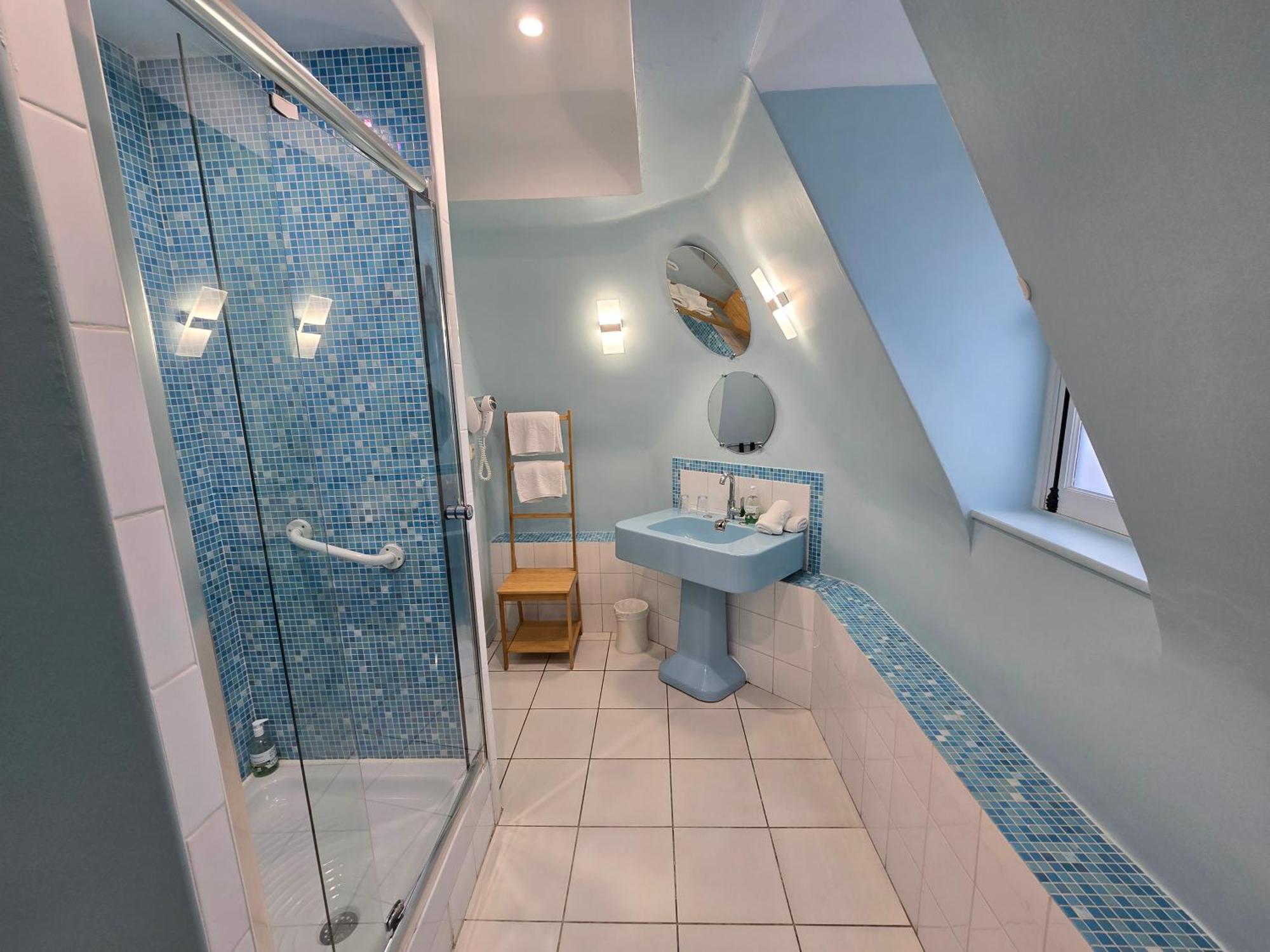 Le Castel Guesthouse Bayeux Buitenkant foto
