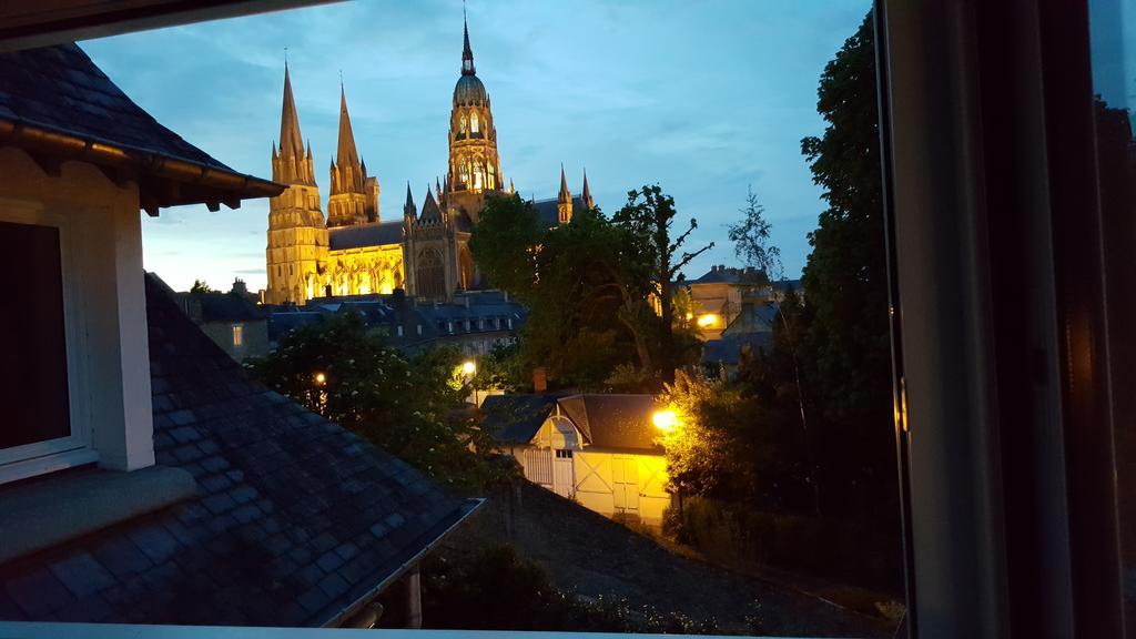 Le Castel Guesthouse Bayeux Buitenkant foto