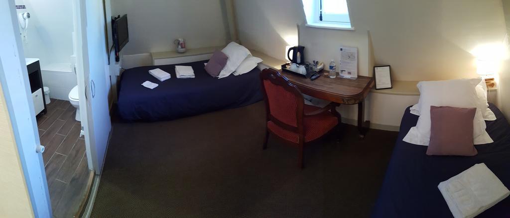 Le Castel Guesthouse Bayeux Kamer foto